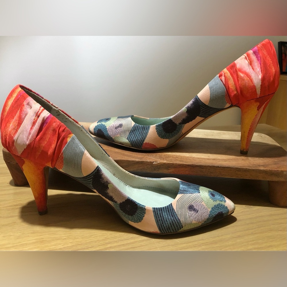 Stunning multicolour heels size 10 (EU 41)
